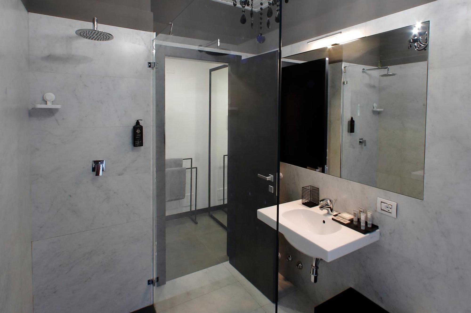 Extra Urbano - Lago Di Garda - Adults Only 庞蒂索明西奥 外观 照片