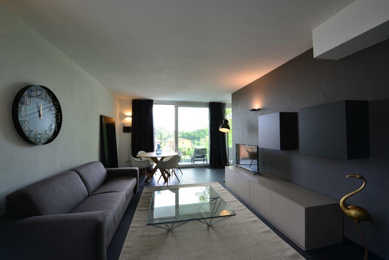 Extra Urbano - Lago Di Garda - Adults Only 庞蒂索明西奥 外观 照片